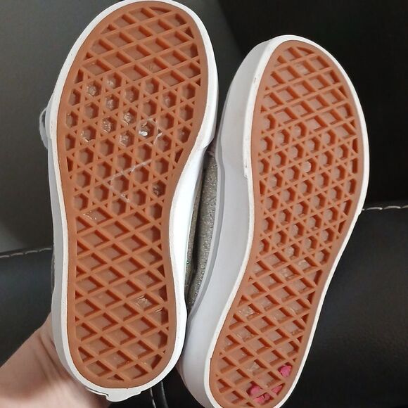 Vans   - Picture 5 of 5